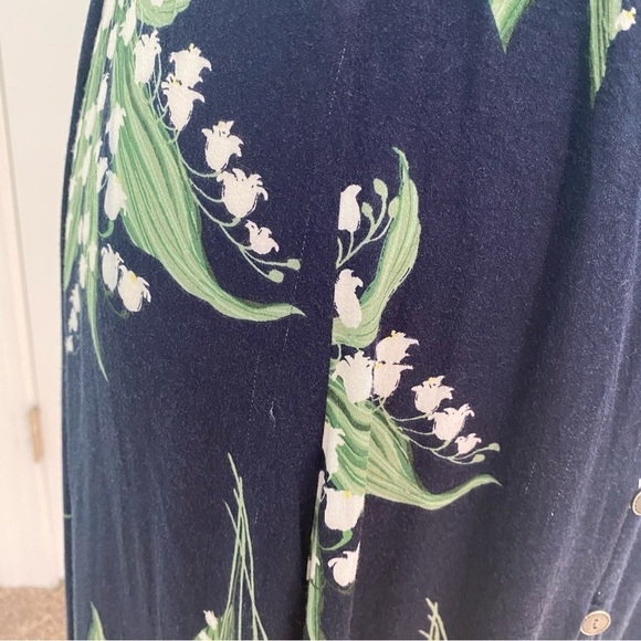 Urban Outfitters Malena Navy Floral Button-Down Midi Dress Size Small - Picture 16 of 16